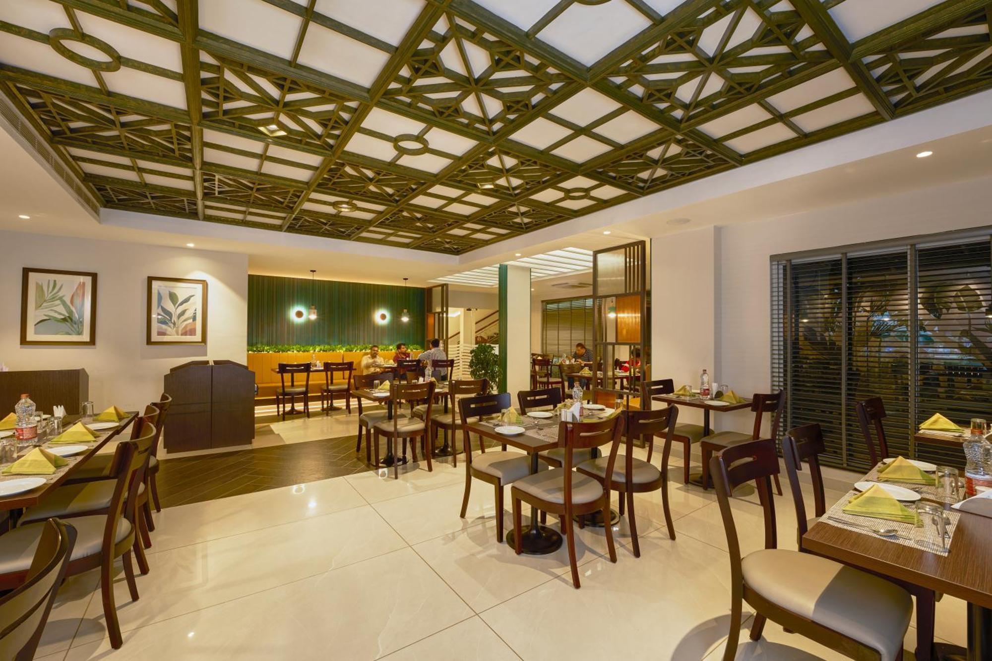 Hotel Abad Kochi Exterior foto