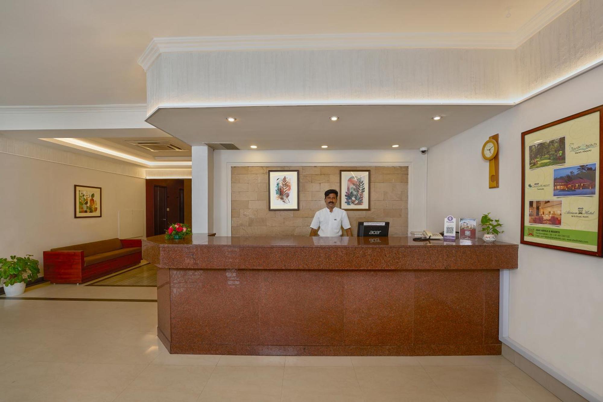 Hotel Abad Kochi Exterior foto