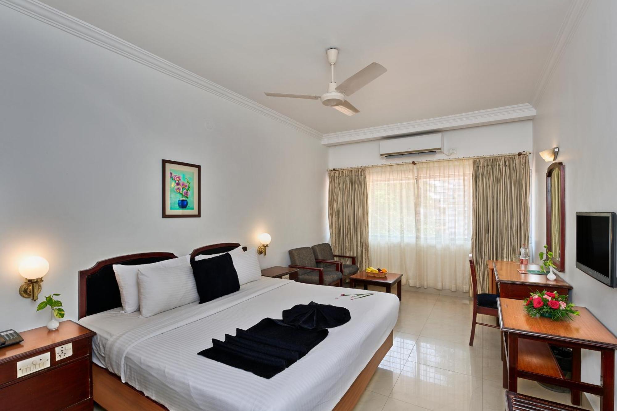 Hotel Abad Kochi Exterior foto