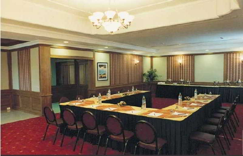 Hotel Abad Kochi Exterior foto